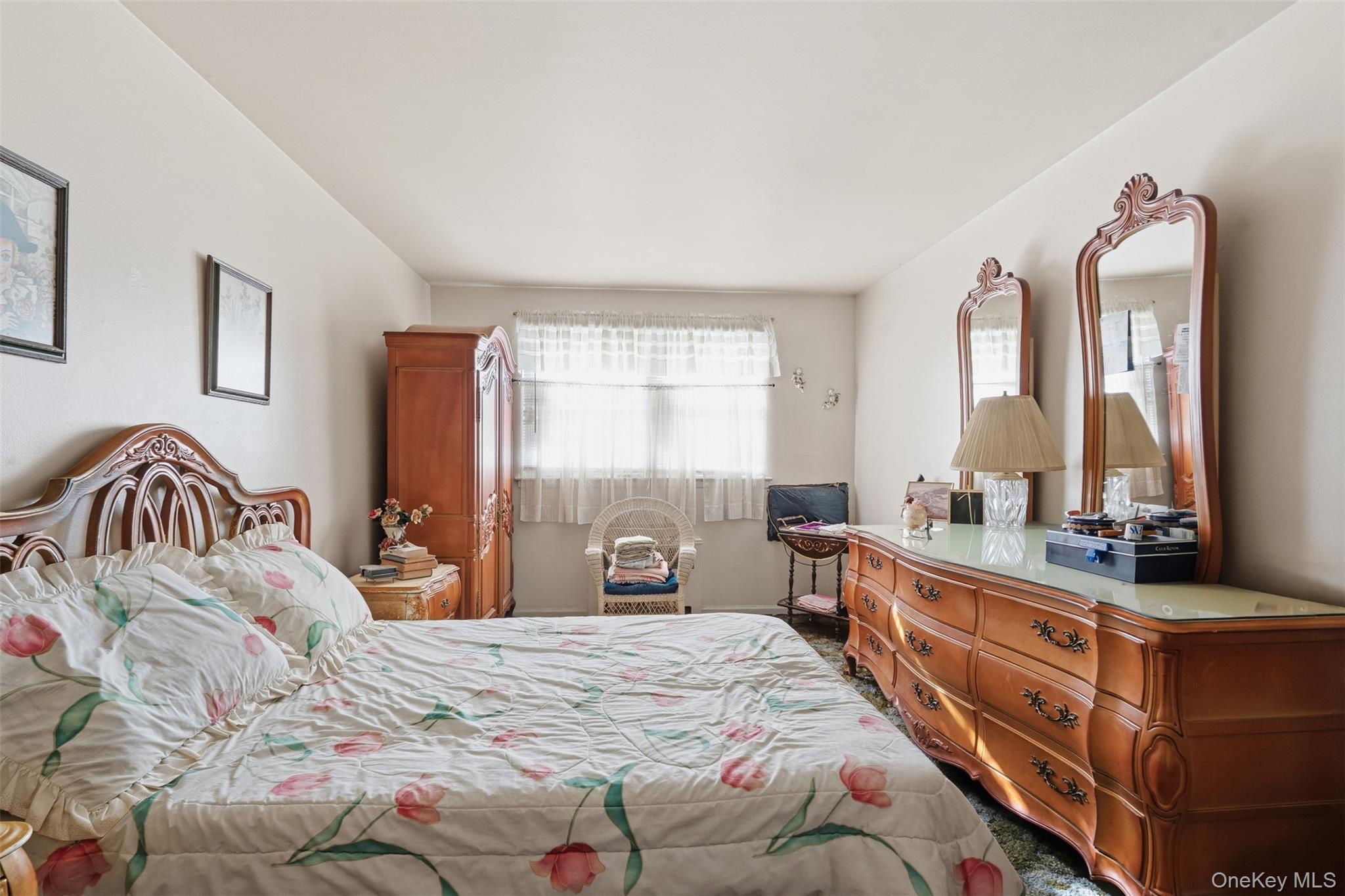 1679 Unionport Road, Bronx, NY 10462