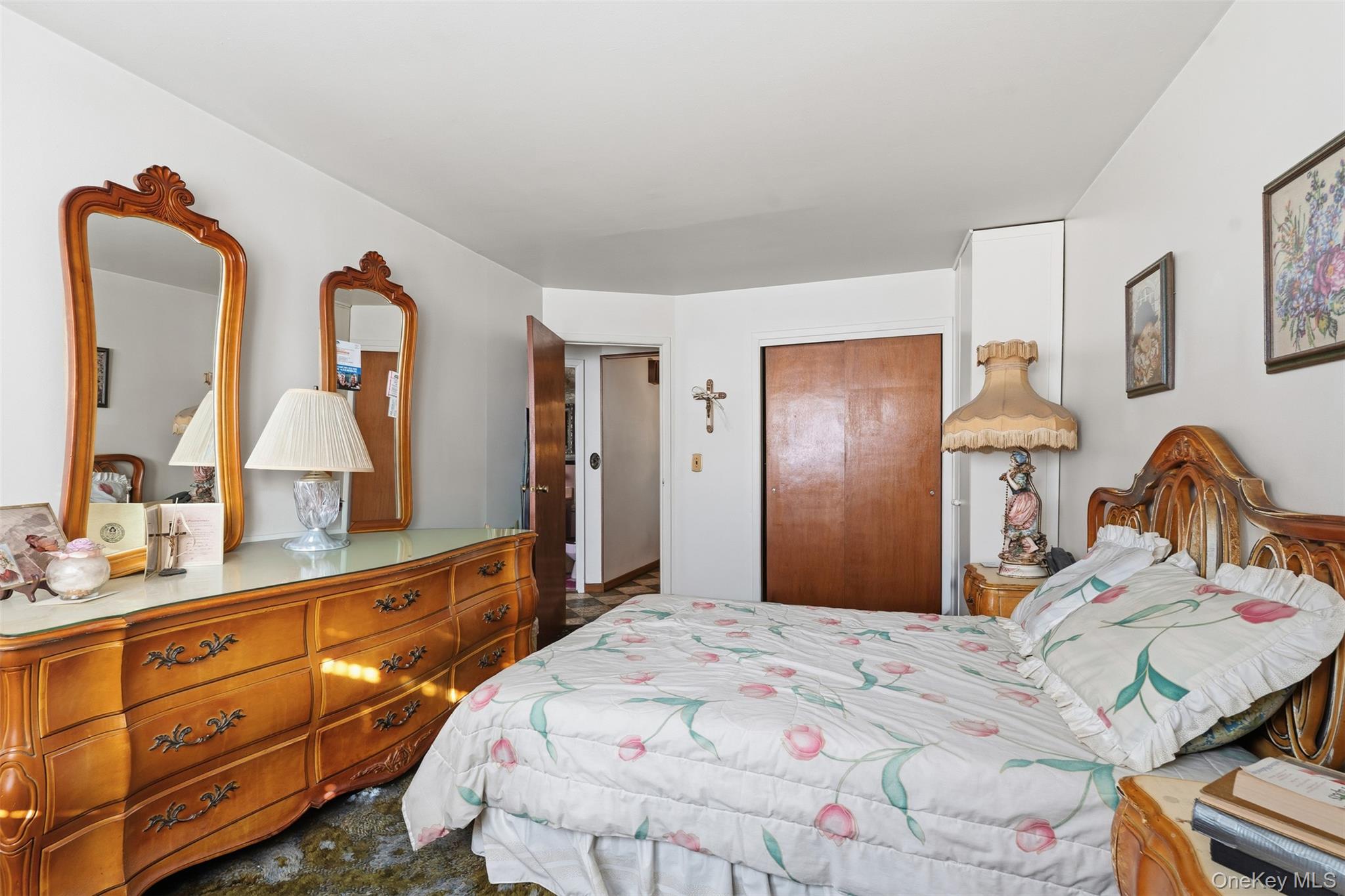 1679 Unionport Road, Bronx, NY 10462