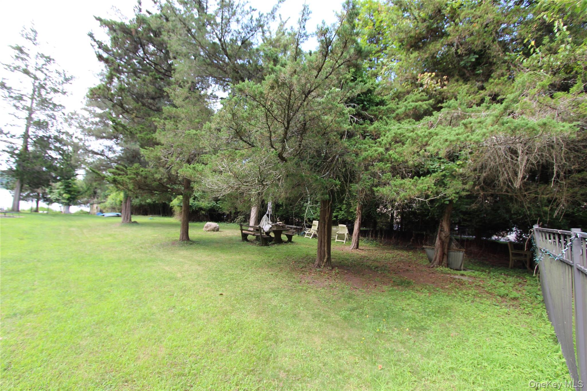 59 Dyke Road, East Setauket, NY 11733