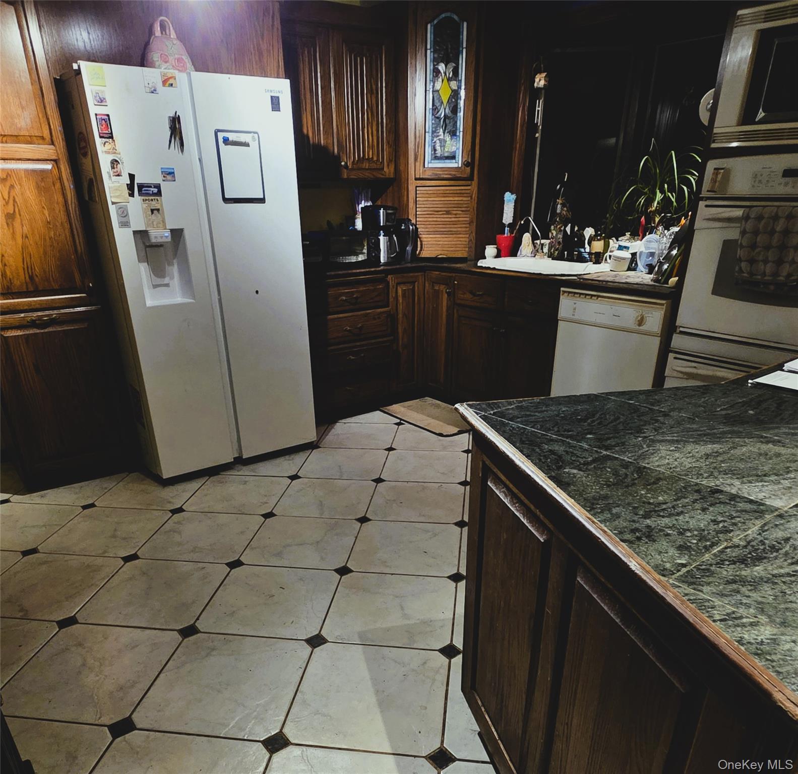 59 Dyke Road, East Setauket, NY 11733