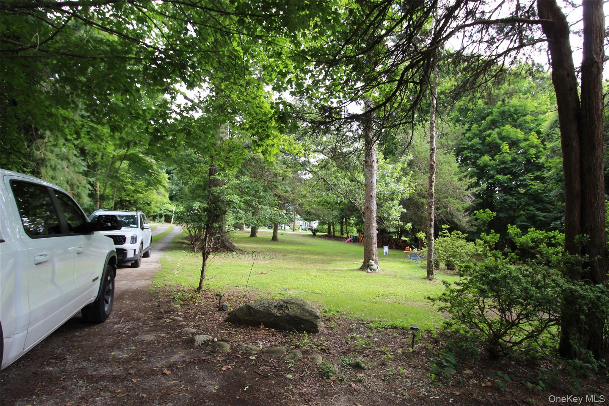 59 Dyke Road, East Setauket, NY 11733