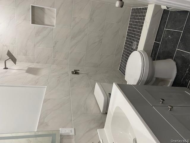 249 Claywood, Brentwood, NY 11717