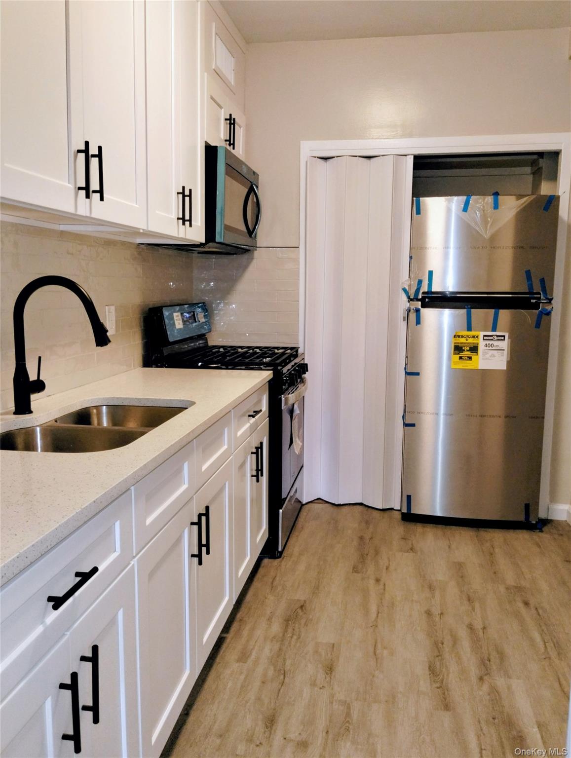 3 Fordham Hill Oval # 4h, Bronx, NY 10468