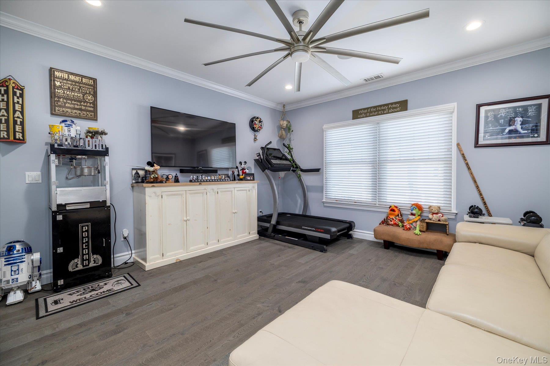 54 Ocean Watch Court # 54, Freeport, NY 11520