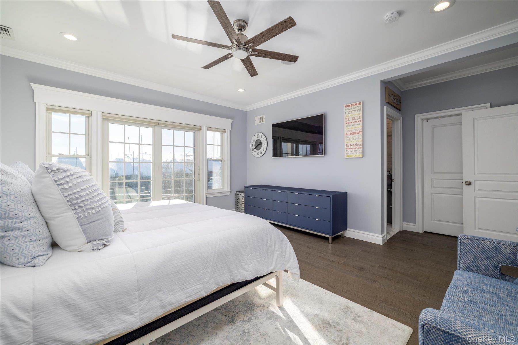 54 Ocean Watch Court # 54, Freeport, NY 11520