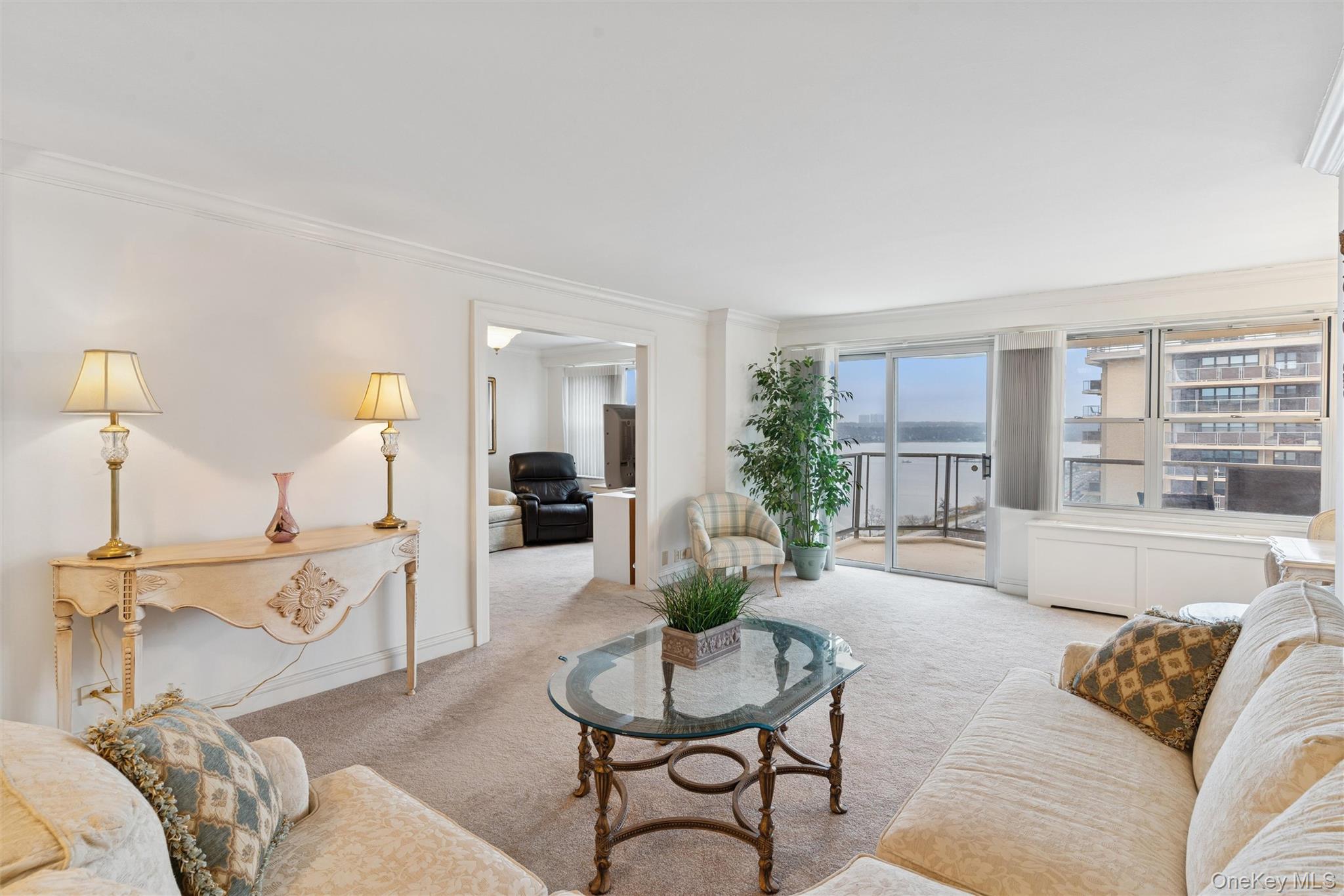 17-85 215th Street # 15M, Bayside, NY 11360