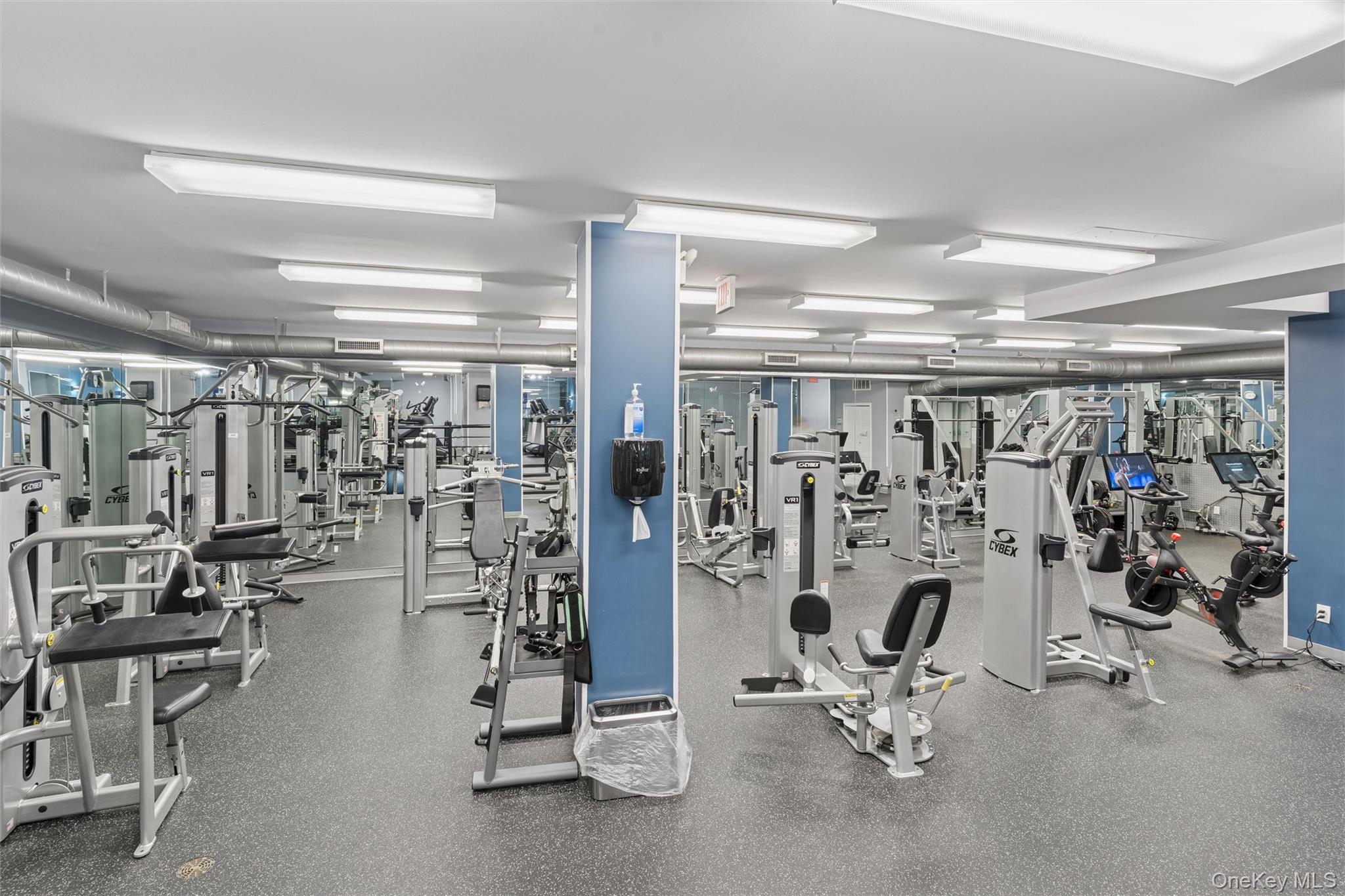 17-85 215th Street # 15M, Bayside, NY 11360