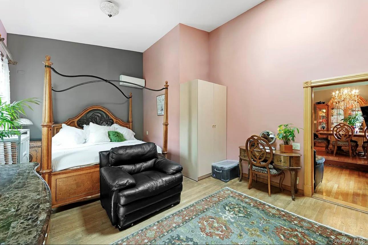 31-47/49 43rd Street, Astoria, NY 11103