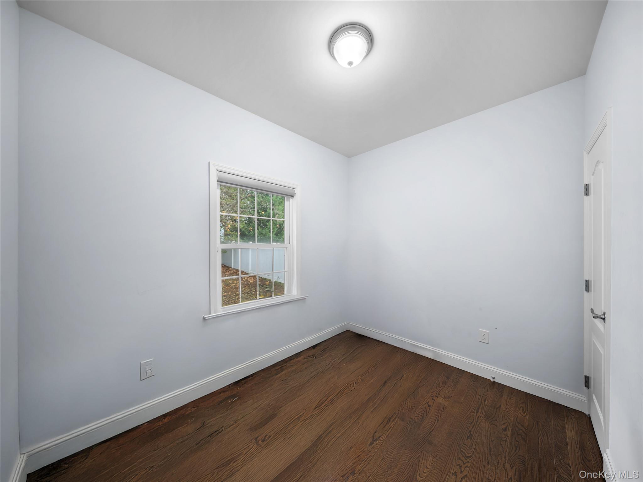 22 Preston Lane, Syosset, NY 11791