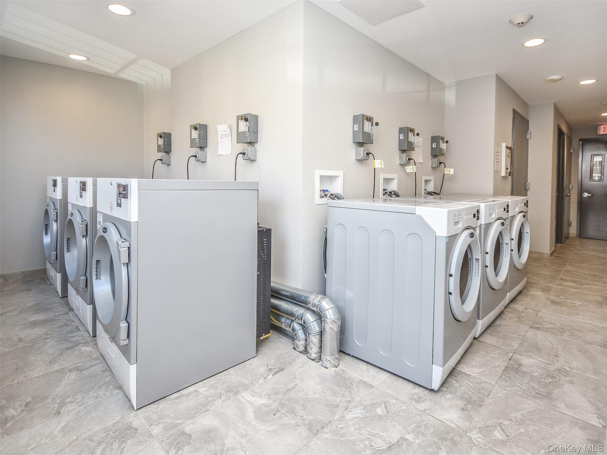 200 Carney Street # 203, Glen Cove, NY 11542