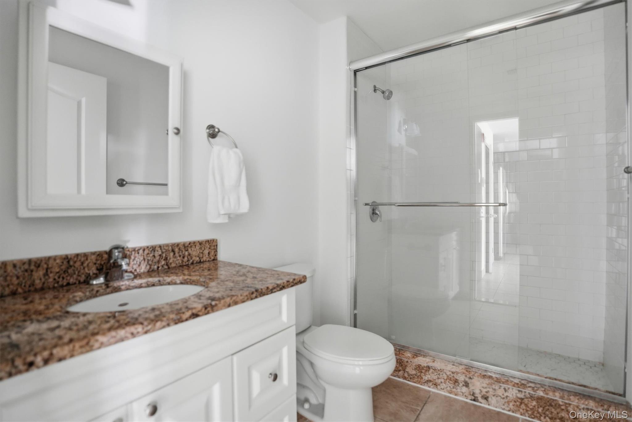 200 Carney Street # 203, Glen Cove, NY 11542