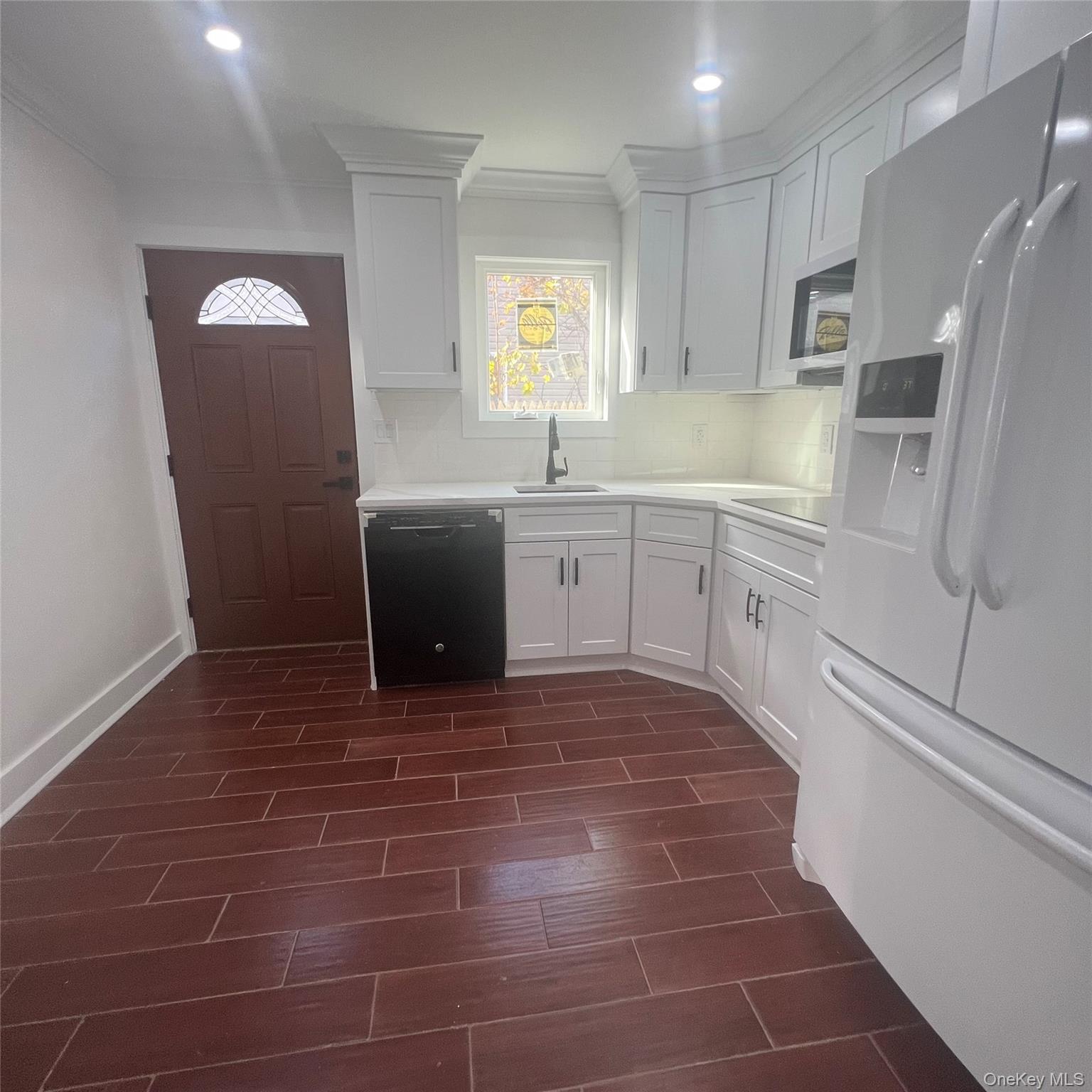 79 Railroad Street, Greenlawn, NY 11740