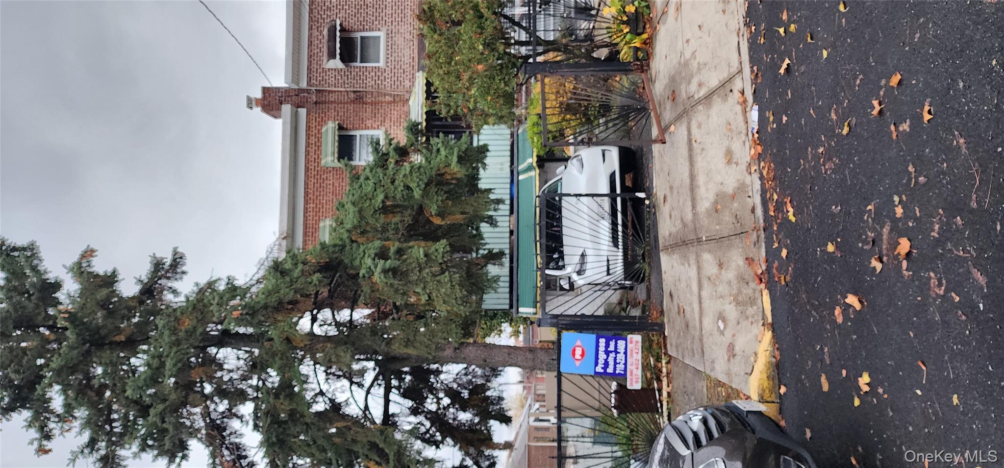 954 E 212th Street, Bronx, NY 10469