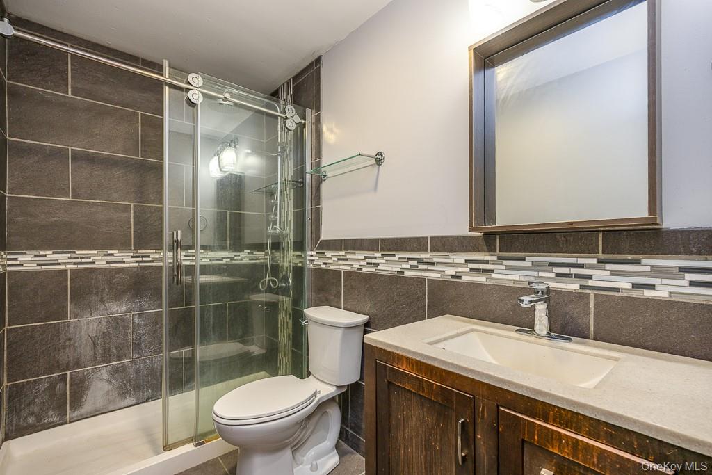 132 Neptune Drive, Monroe, NY 10950