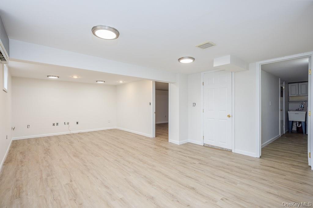 132 Neptune Drive, Monroe, NY 10950