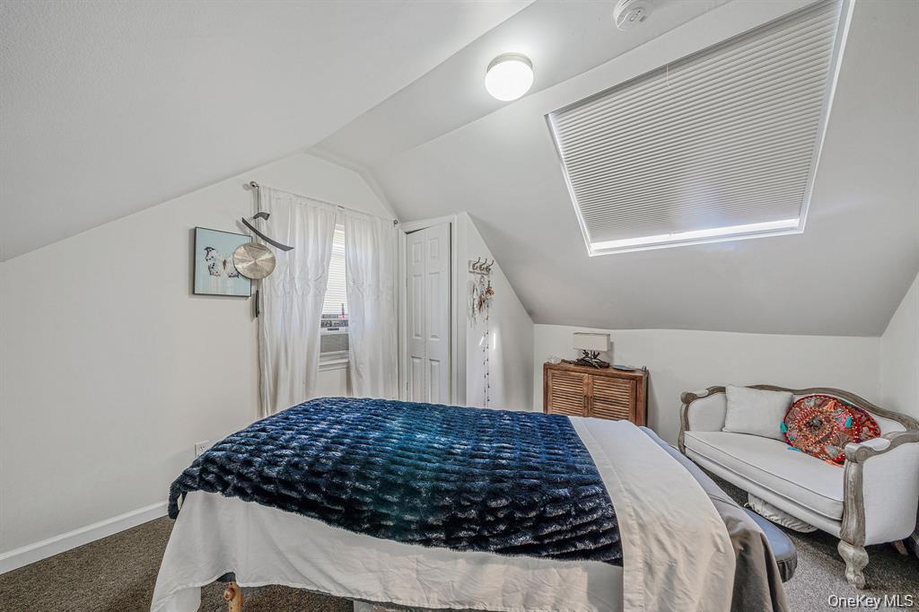 1405 Montauk Highway, Oakdale, NY 11769