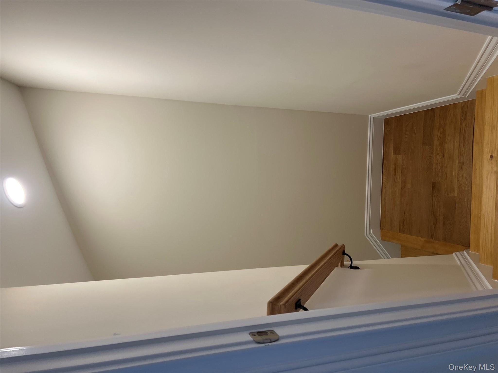 19 Sunlight Hill, Yonkers, NY 10704