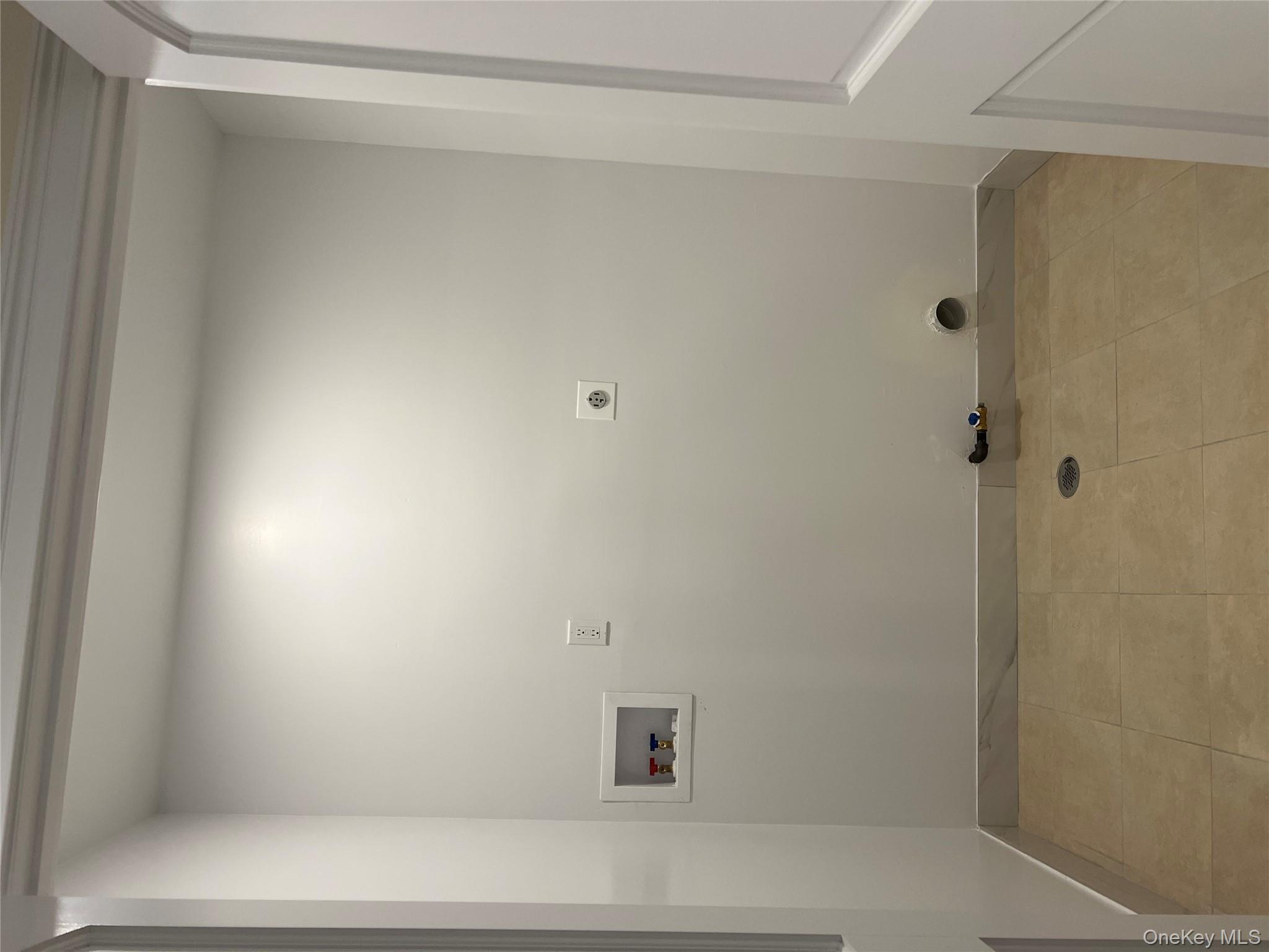 19 Sunlight Hill, Yonkers, NY 10704