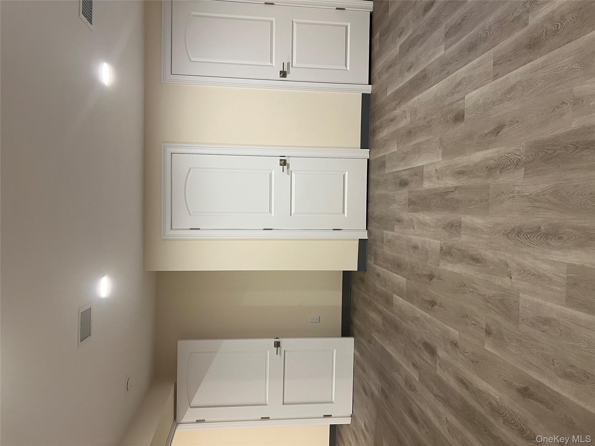 19 Sunlight Hill, Yonkers, NY 10704