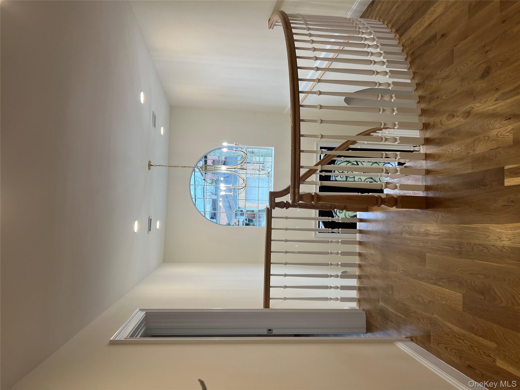 19 Sunlight Hill, Yonkers, NY 10704