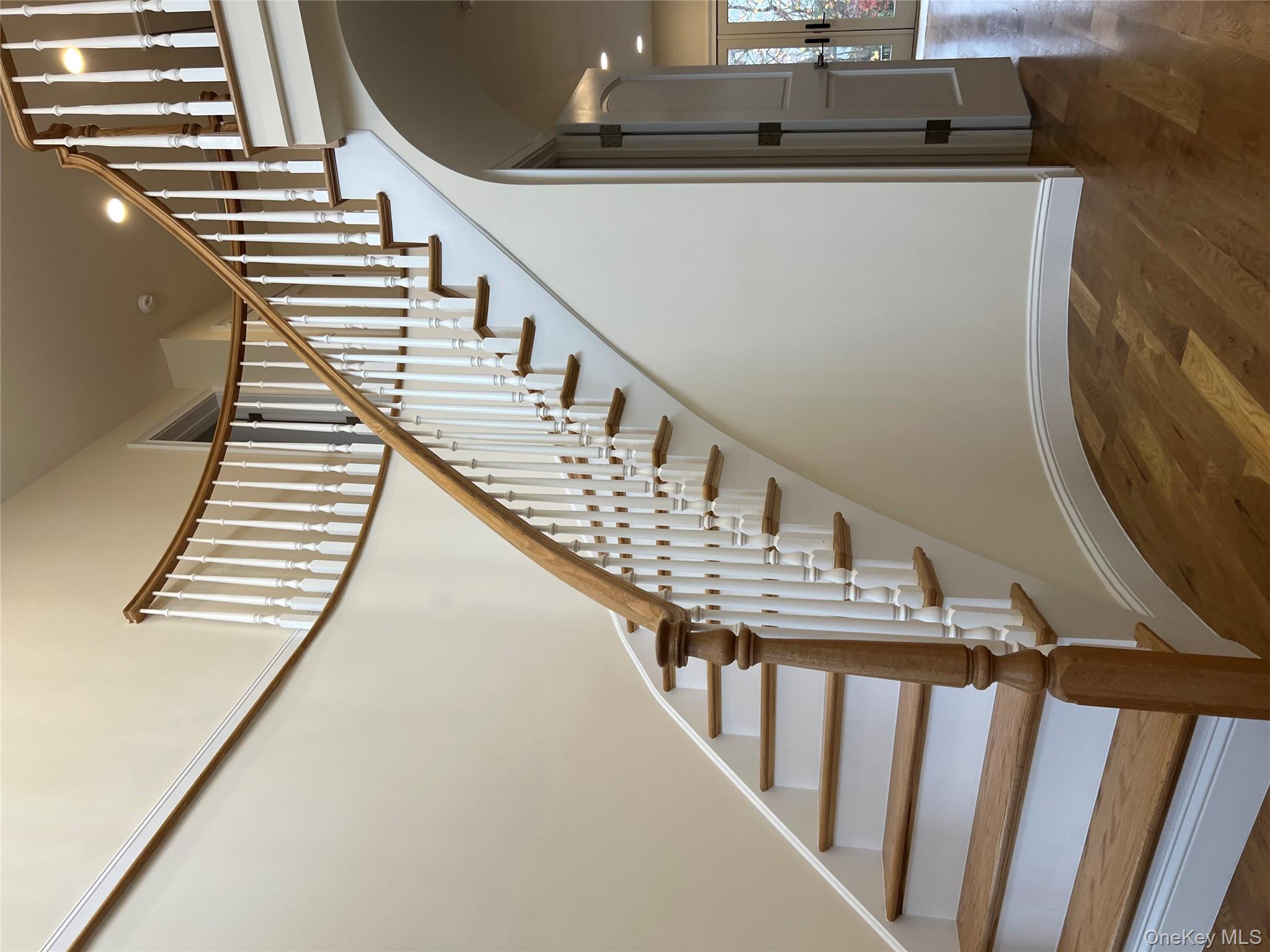 19 Sunlight Hill, Yonkers, NY 10704