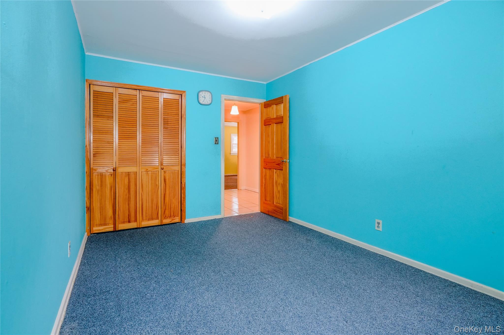 8 Lucille Drive, Syosset, NY 11791