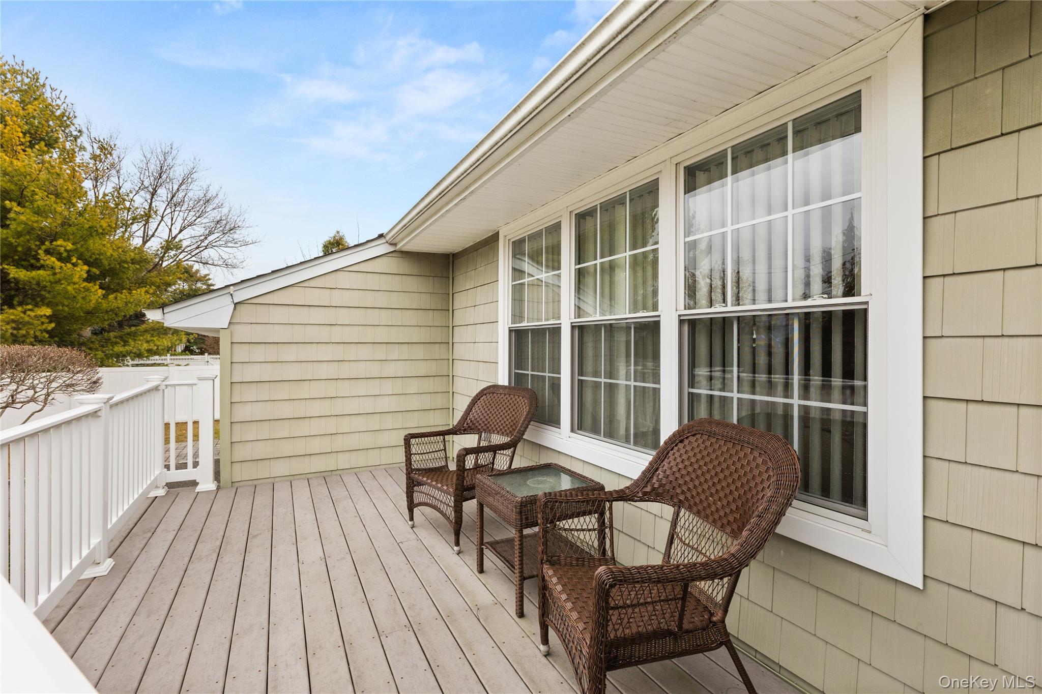 6 Sunny Lane, Bay Shore, NY 11706