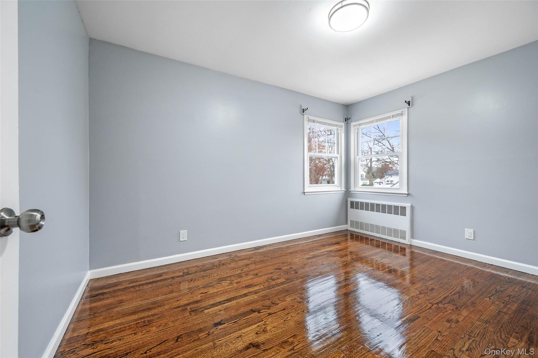 22 Sandalwood Avenue # 2nd Floor, Valley Stream, NY 11581