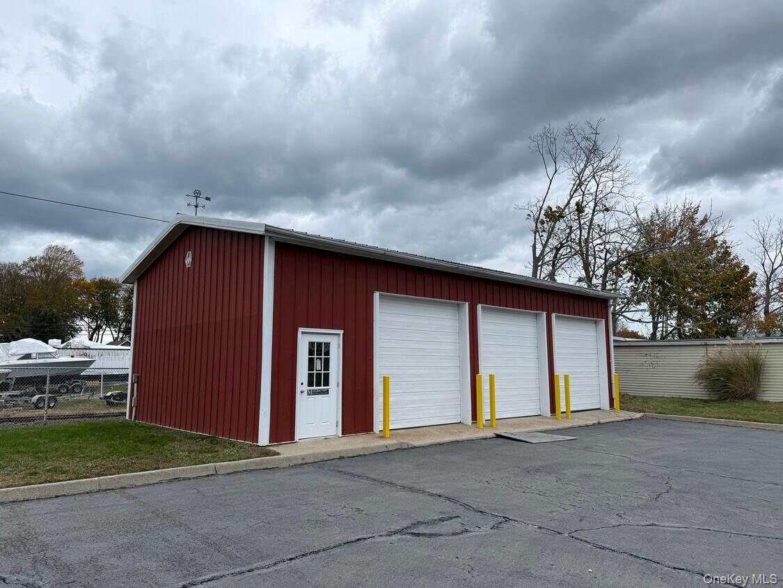 1400 Youngs Avenue # GARAGE, Southold, NY 11971