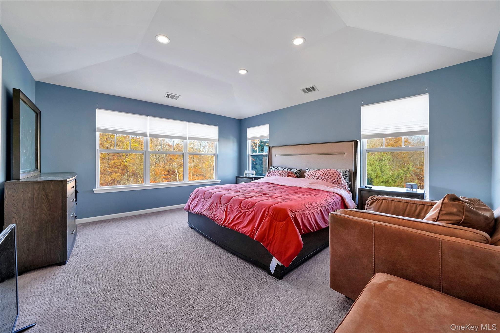 43 Woodside Knolls Drive, Middletown, NY 10940