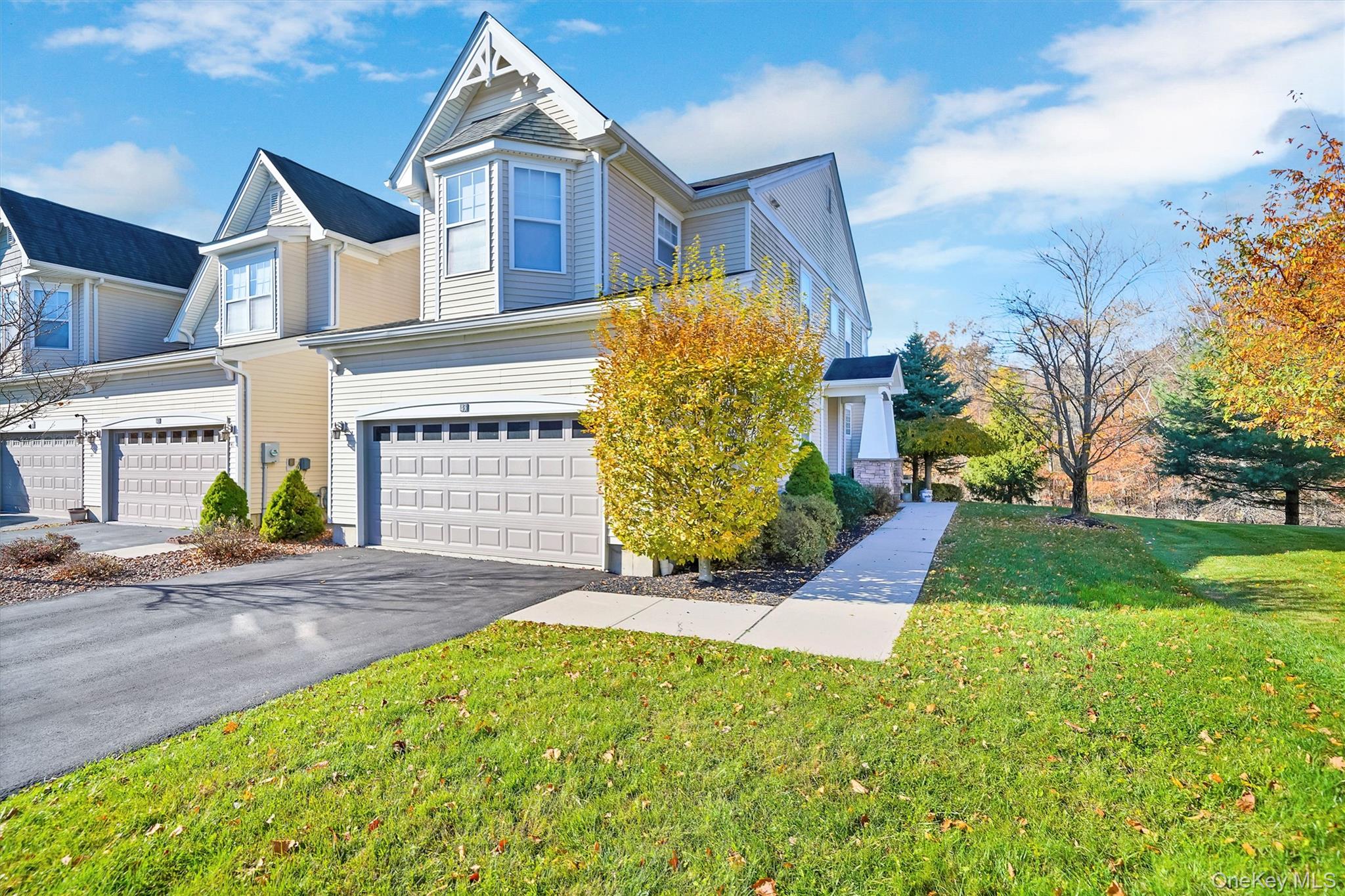 43 Woodside Knolls Drive, Middletown, NY 10940