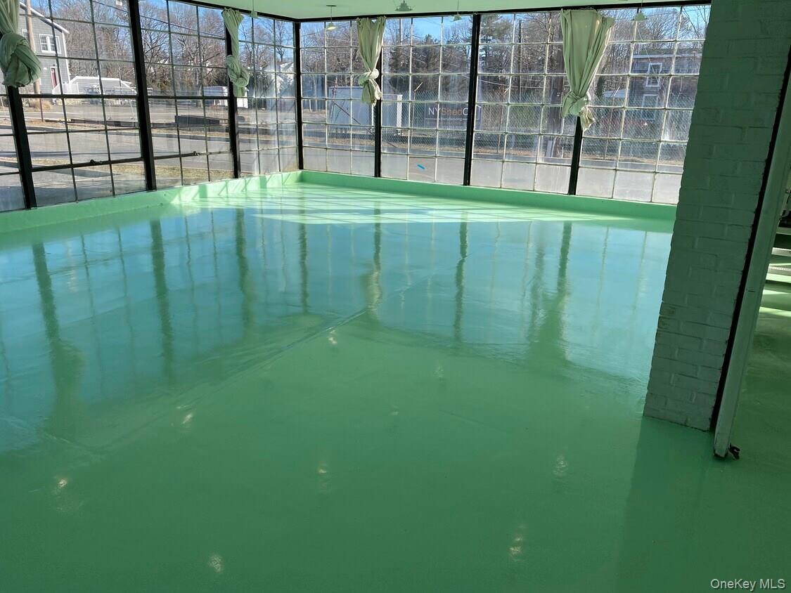 885 Wickham Avenue # Front, Mattituck, NY 11952