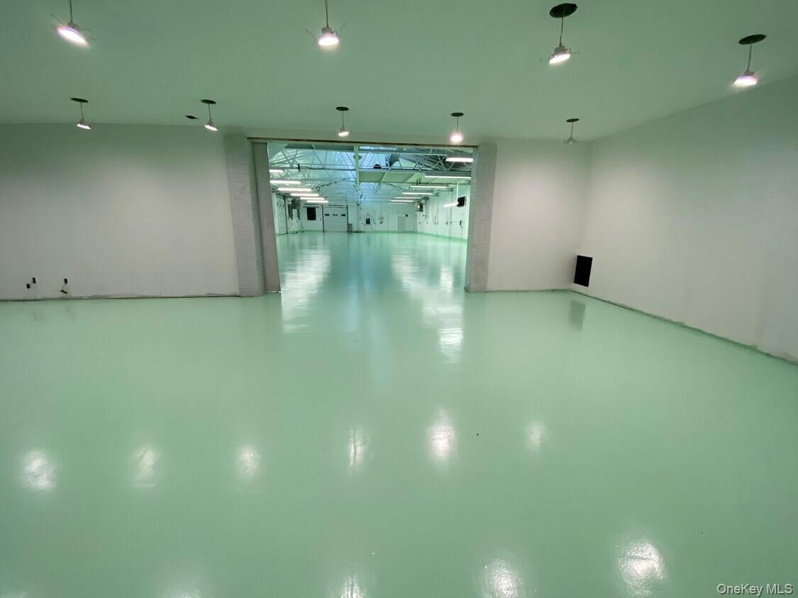 885 Wickham Avenue # Front, Mattituck, NY 11952