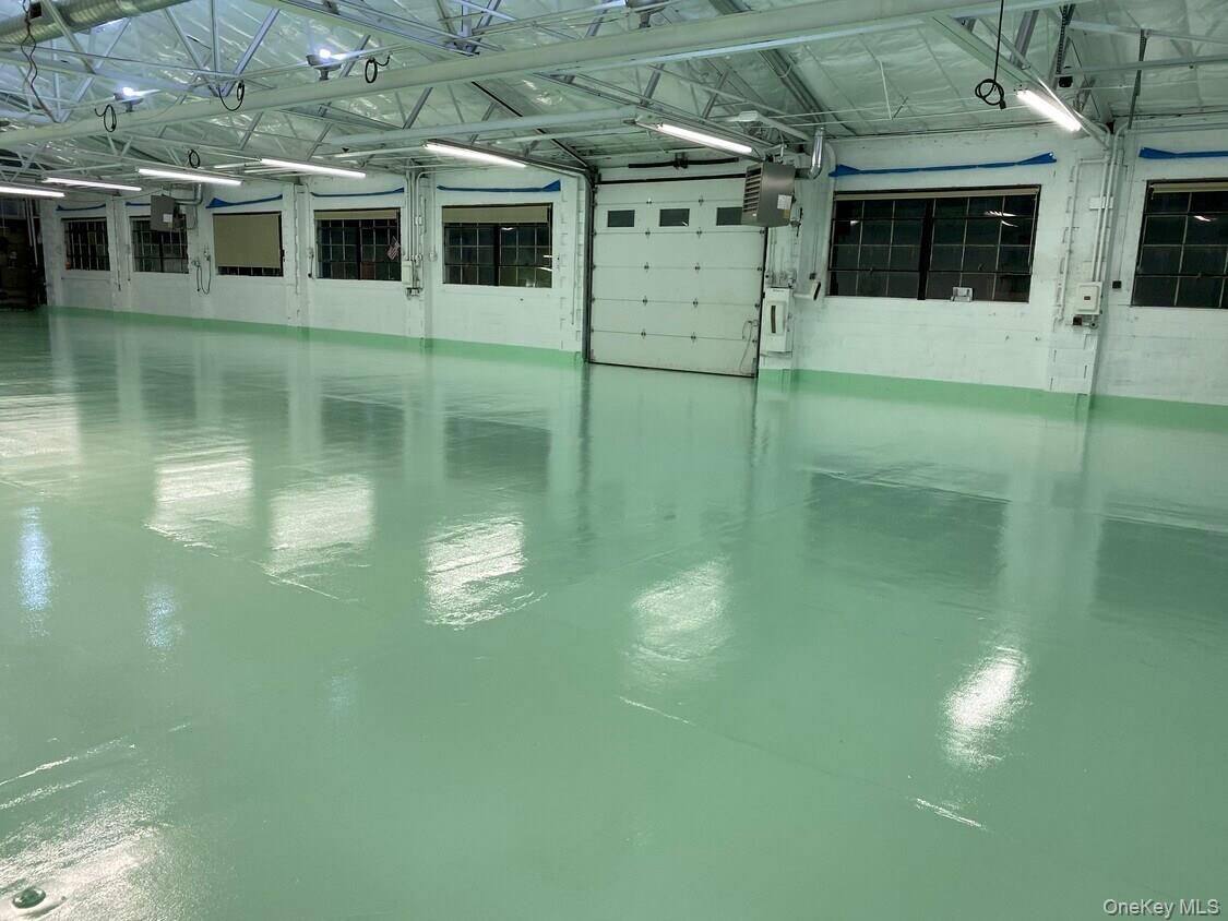 885 Wickham Avenue # Front, Mattituck, NY 11952