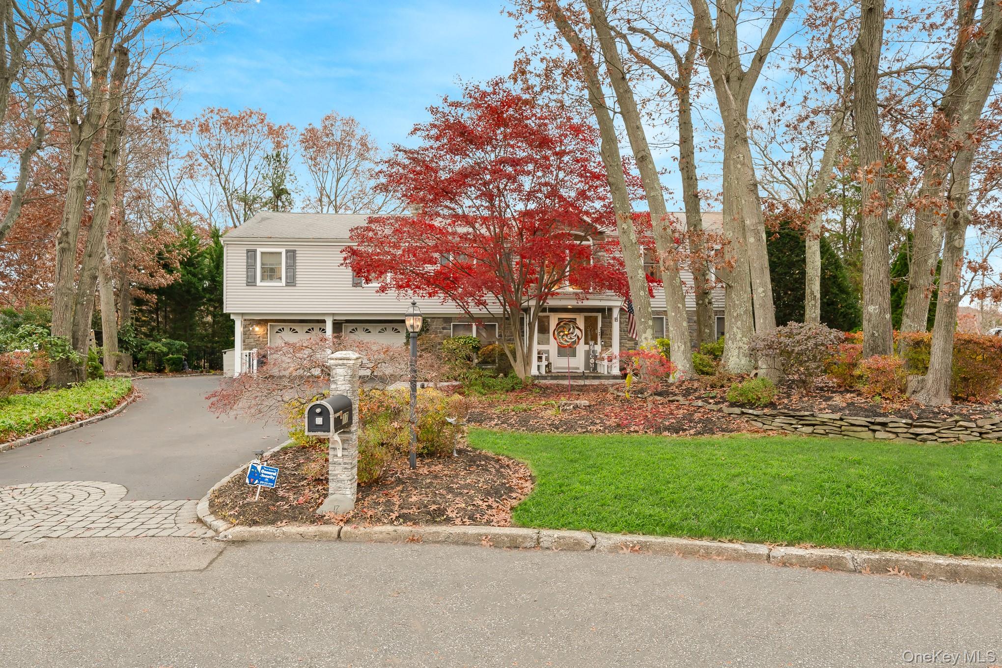 17 Thide Court, Smithtown, NY 11787