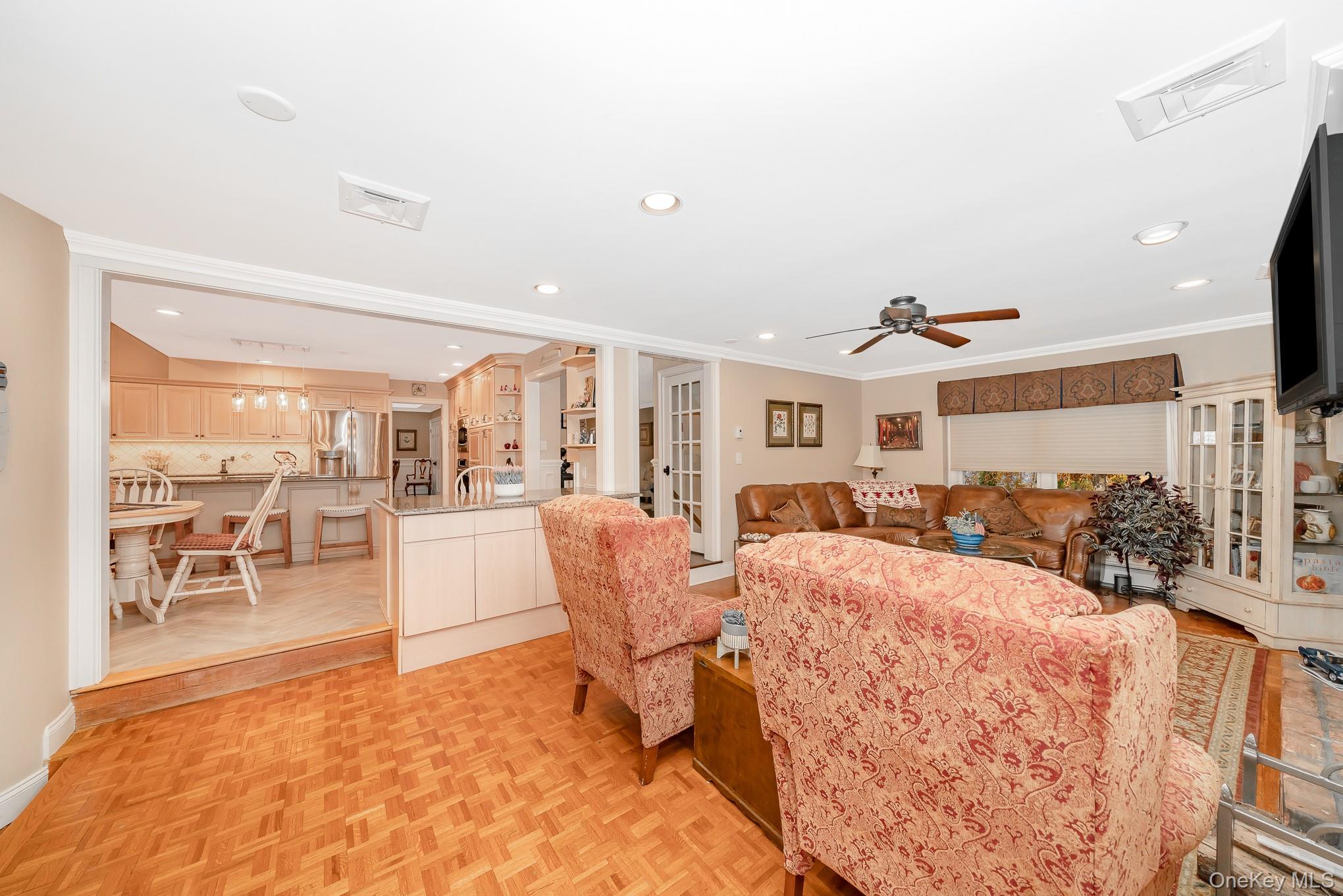 17 Thide Court, Smithtown, NY 11787