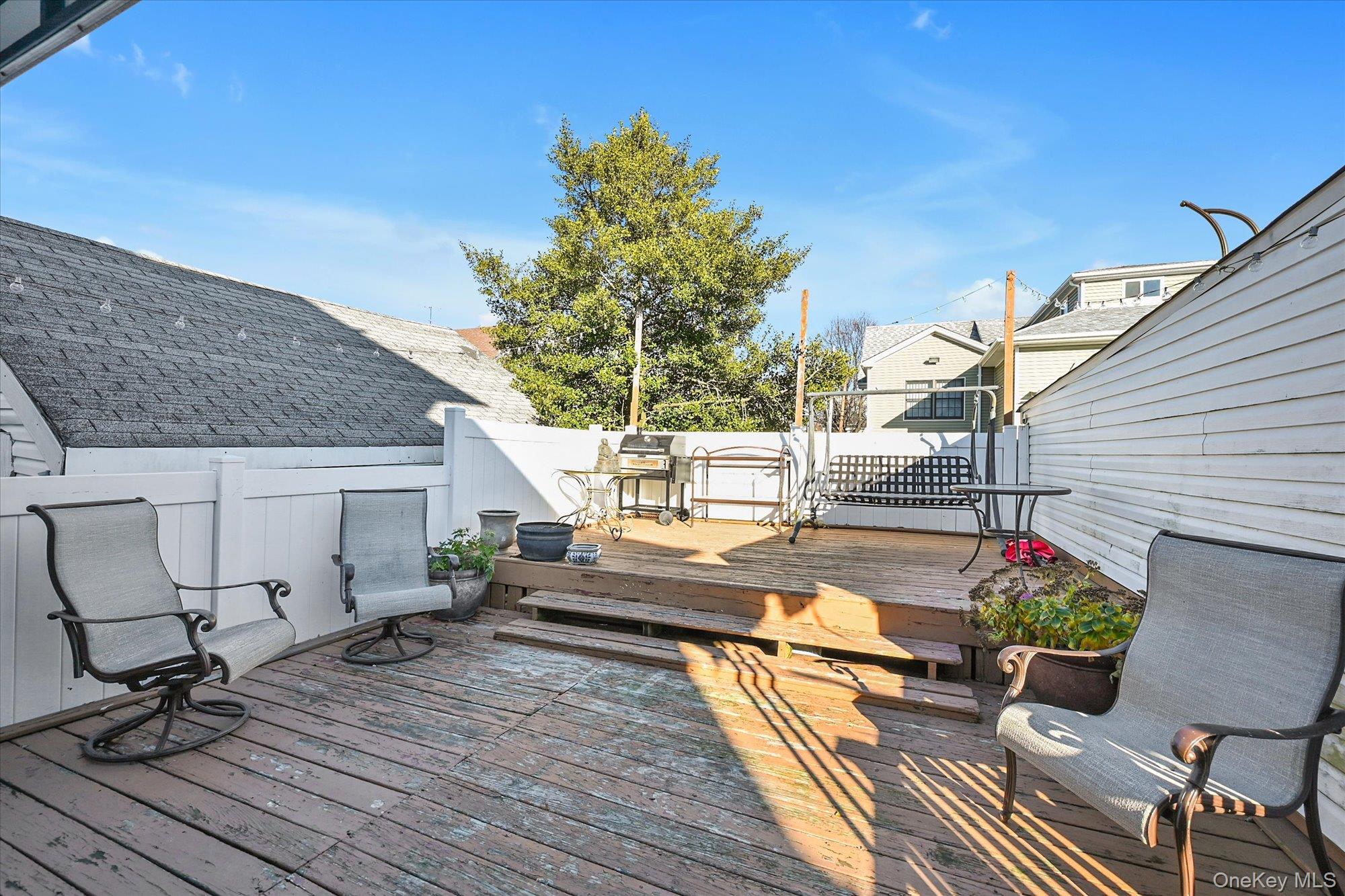 8817 190th Street, Hollis, NY 11423