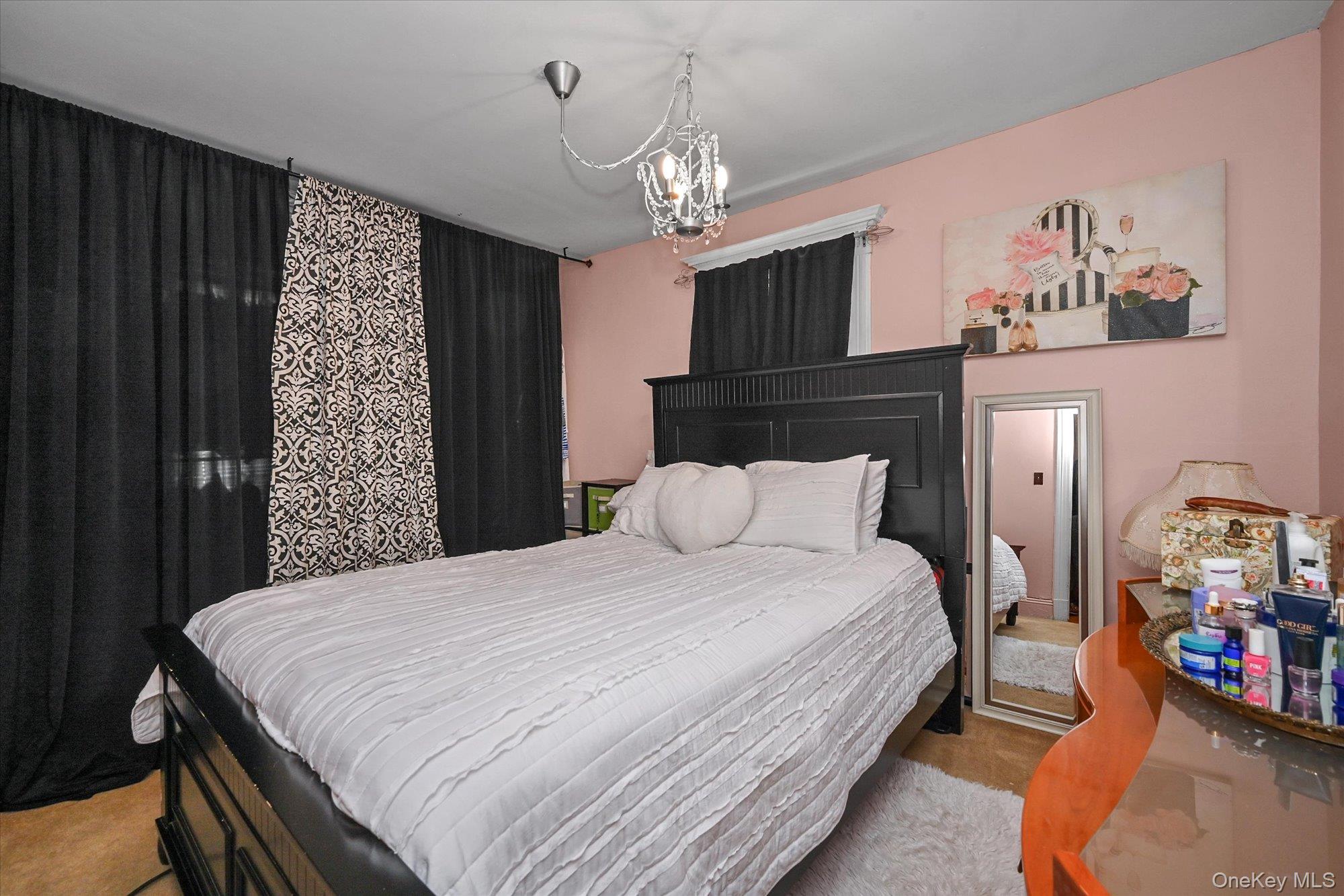 8817 190th Street, Hollis, NY 11423