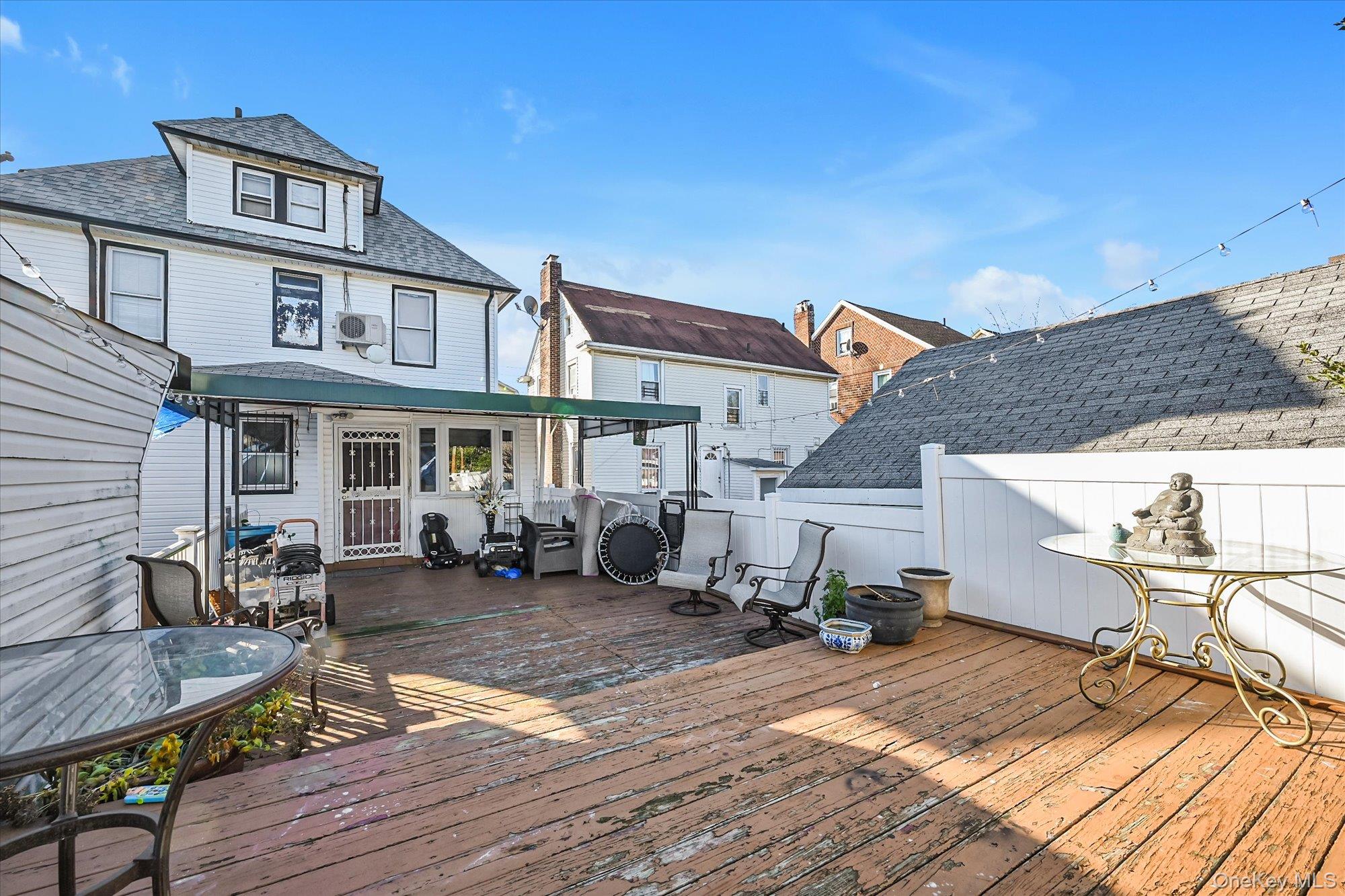 8817 190th Street, Hollis, NY 11423