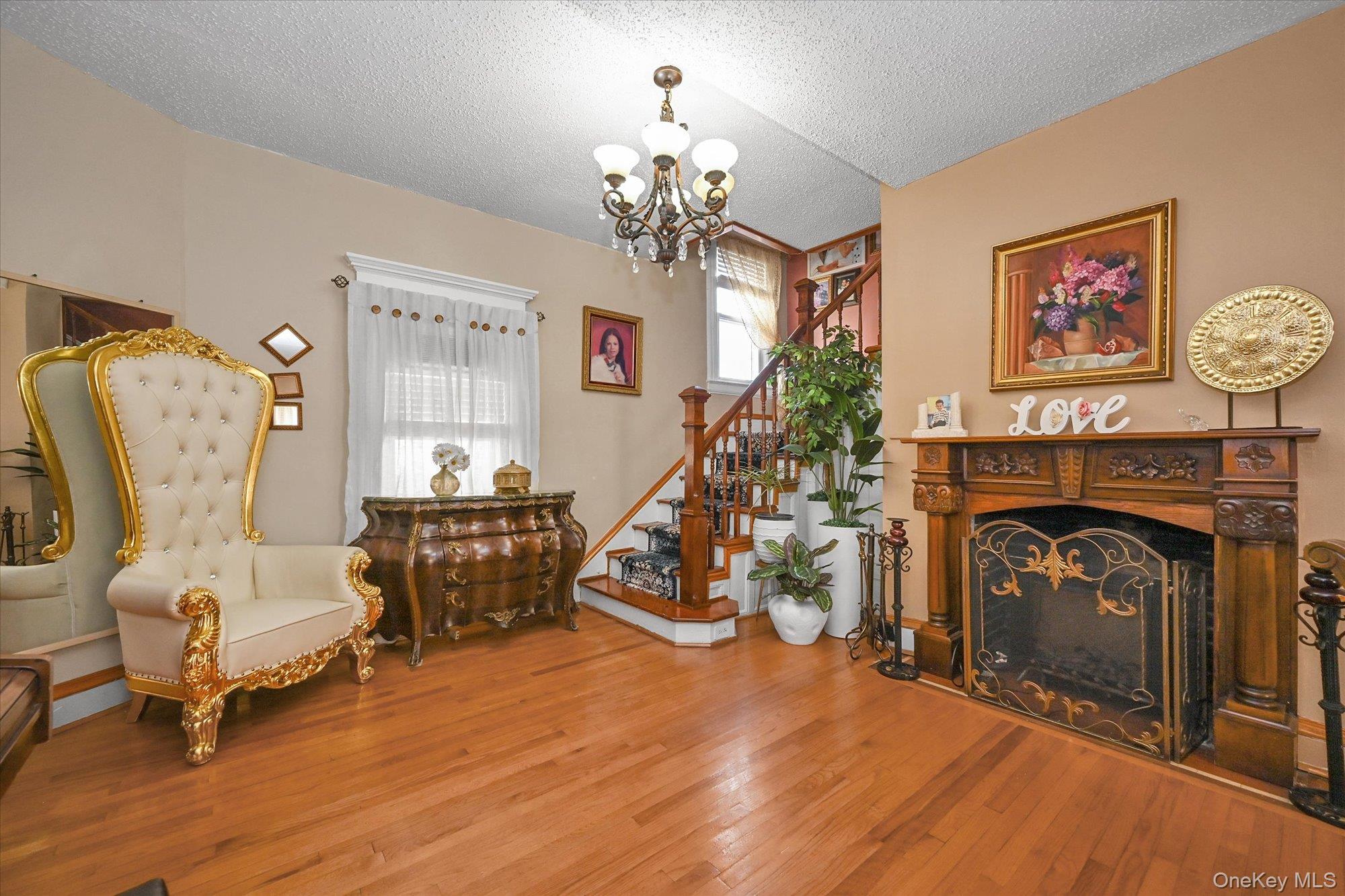 8817 190th Street, Hollis, NY 11423