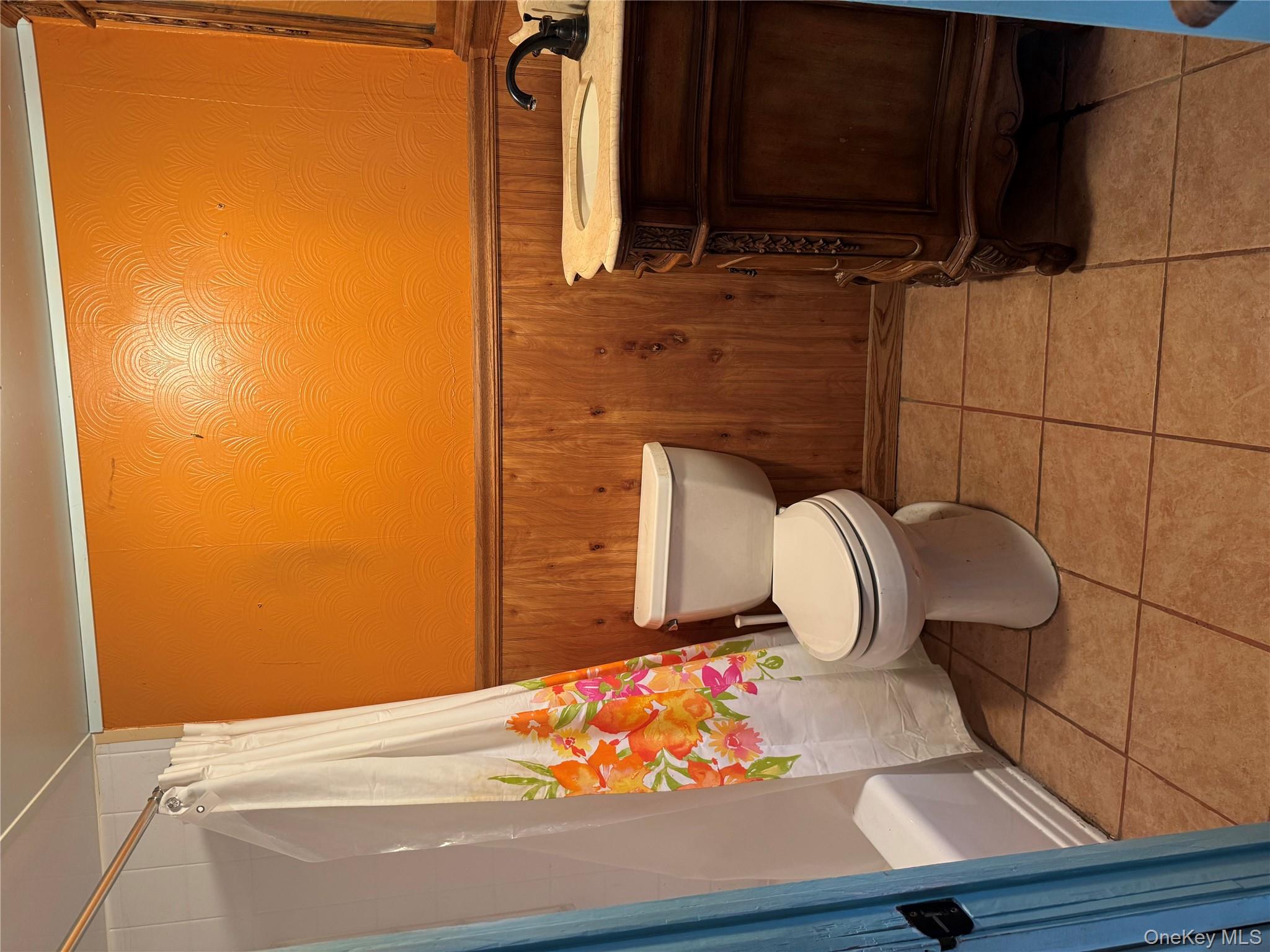 8 E Marie Street, Hudson, NY 12534