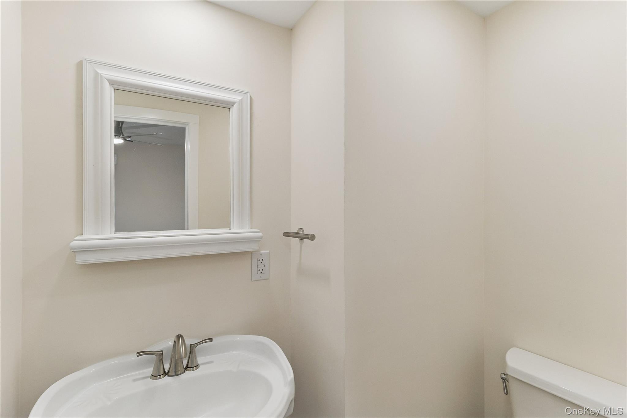 17425 County Road 48, Cutchogue, NY 11935