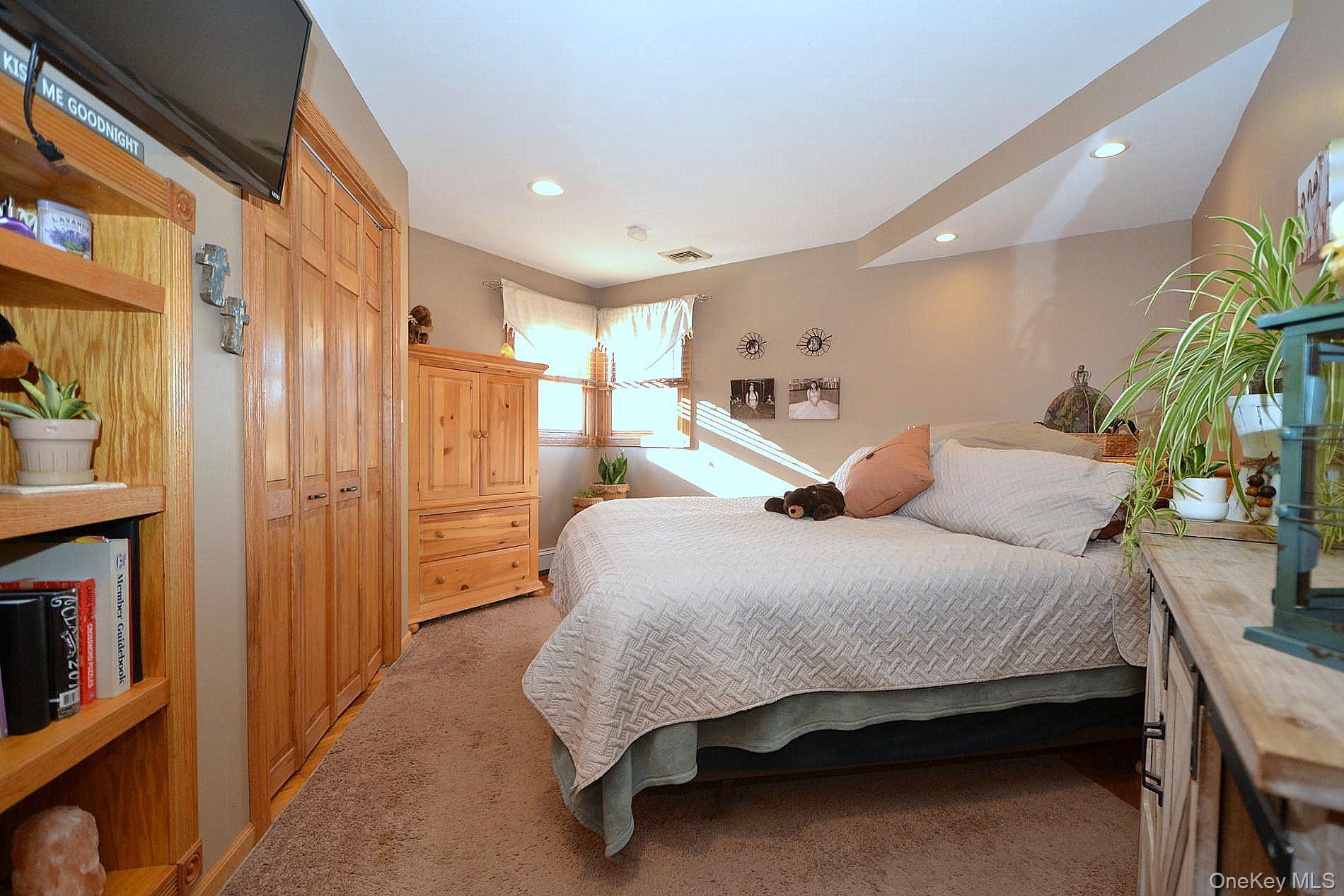 29 Granby Place, Ronkonkoma, NY 11779