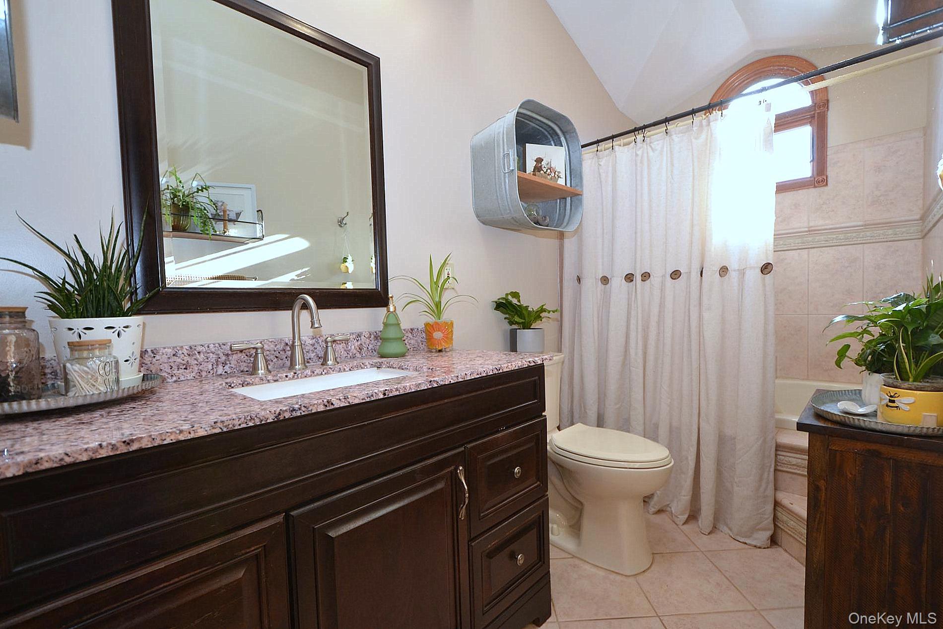 29 Granby Place, Ronkonkoma, NY 11779