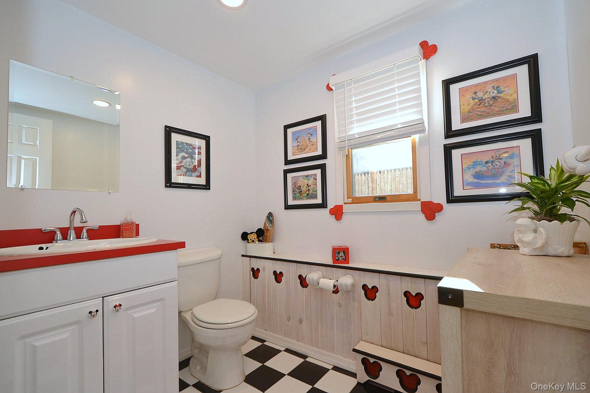 29 Granby Place, Ronkonkoma, NY 11779