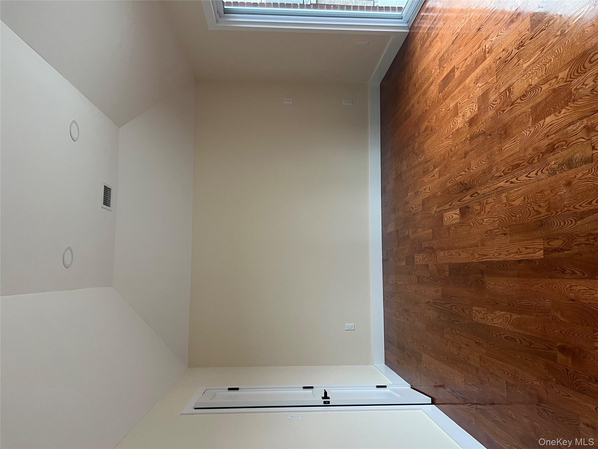 15 Sunlight Hill, Yonkers, NY 10704