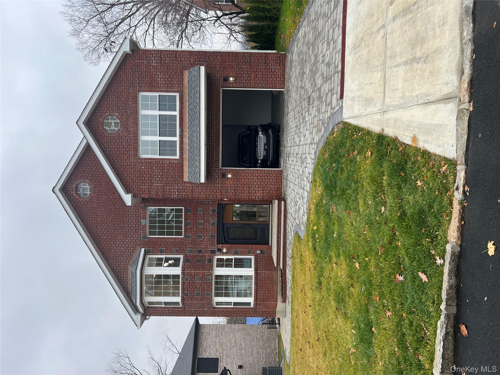 15 Sunlight Hill, Yonkers, NY 10704