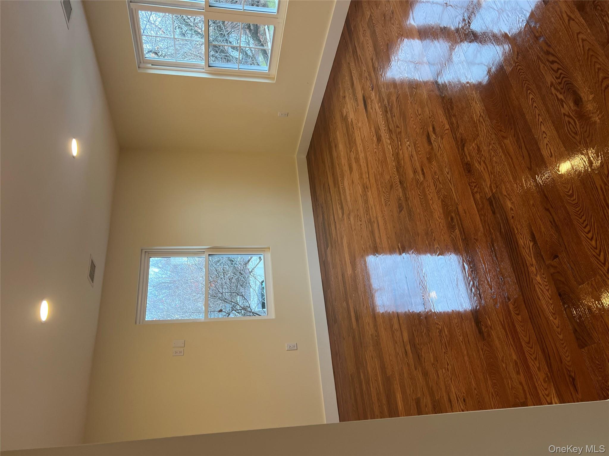 15 Sunlight Hill, Yonkers, NY 10704