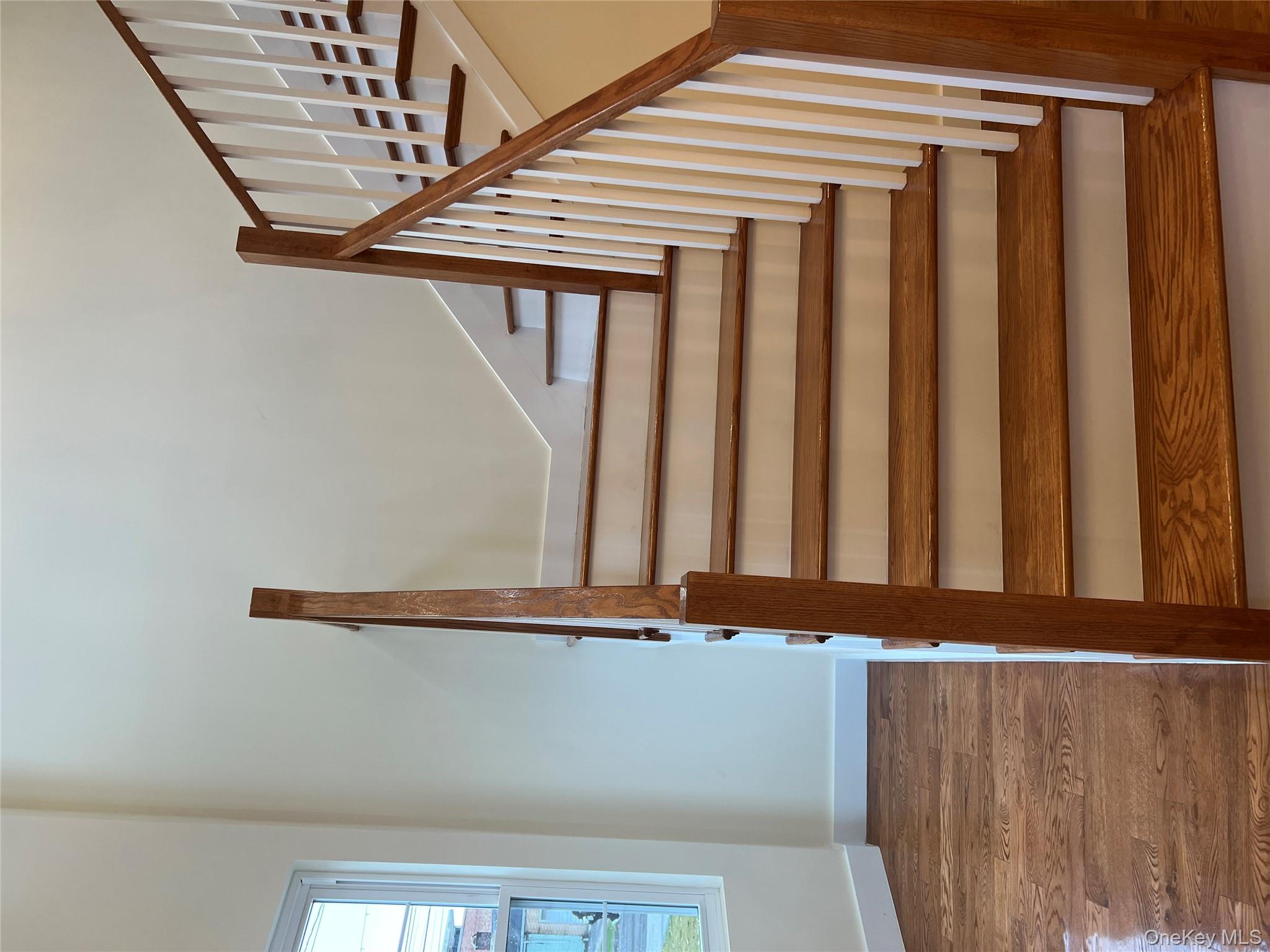 15 Sunlight Hill, Yonkers, NY 10704