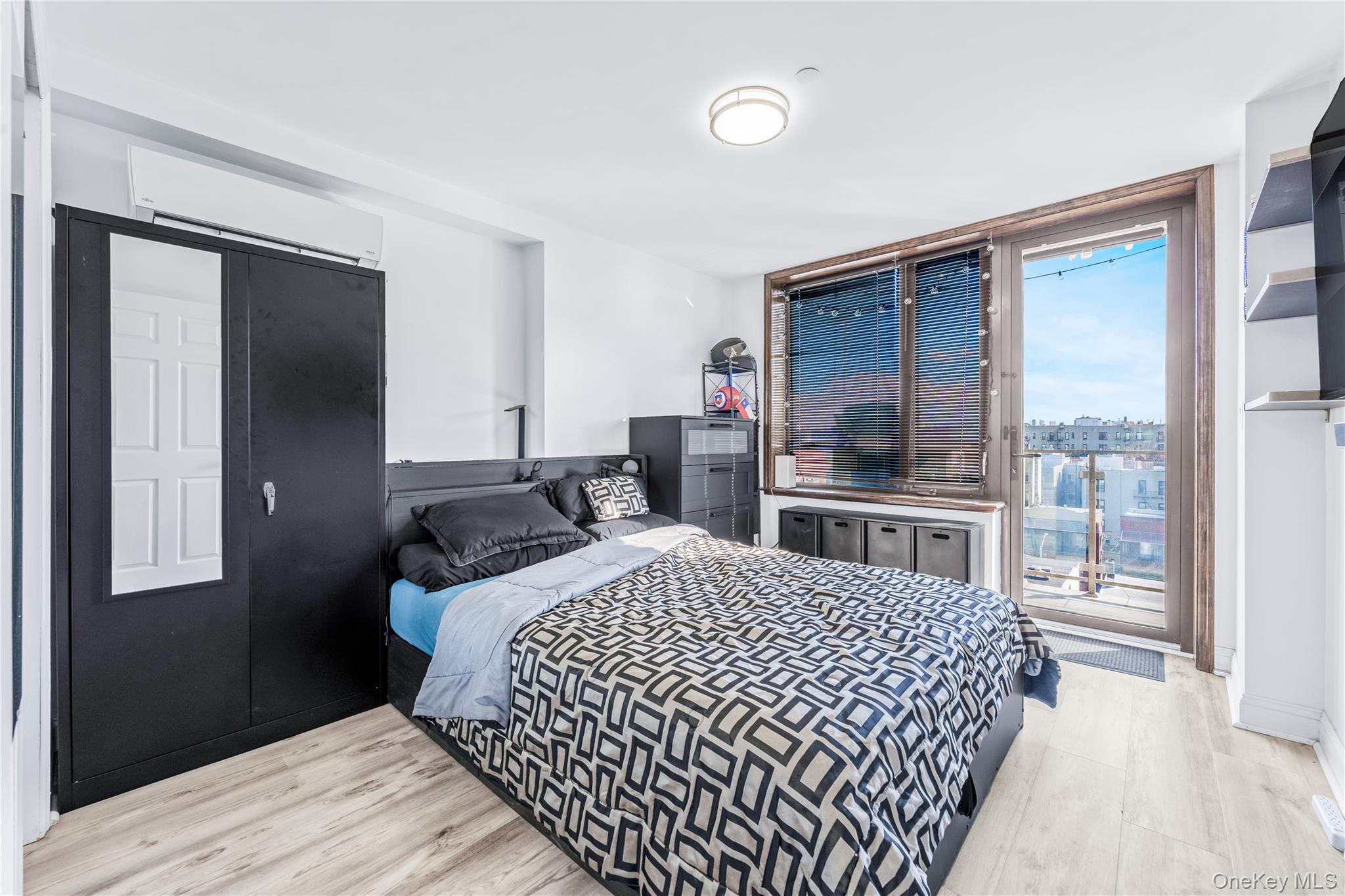 30-63 31st Street # 605, Astoria, NY 11102